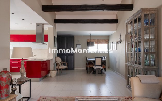 Apartamento - Reventa - Marbella - Nueva Andalucía