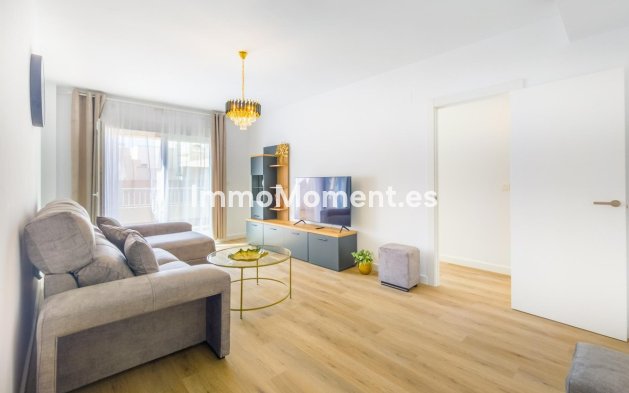 Apartamento - Reventa - Torrevieja - RSO-93386