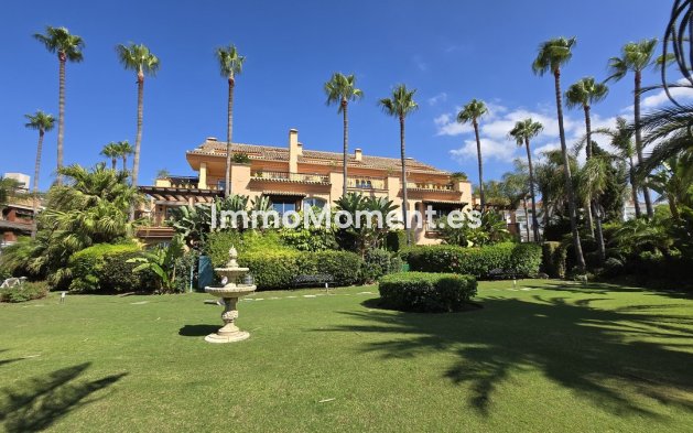 Apartment - Bestaande woning - Marbella - Puerto Banús