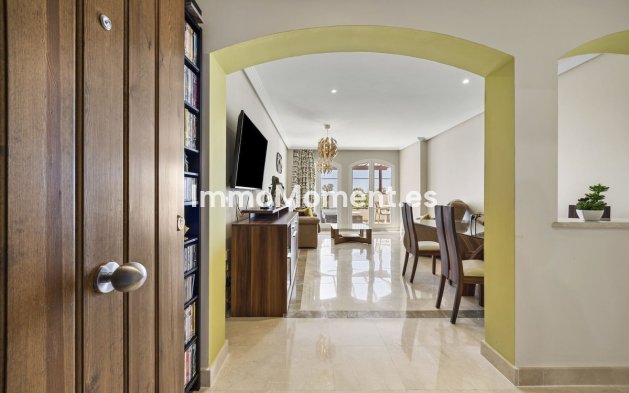 Apartment - Resale - Benahavís - Los Arqueros