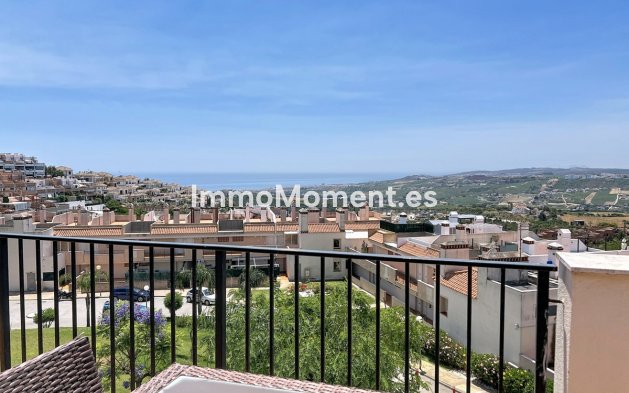 Apartment - Resale - Casares - Doña Julia
