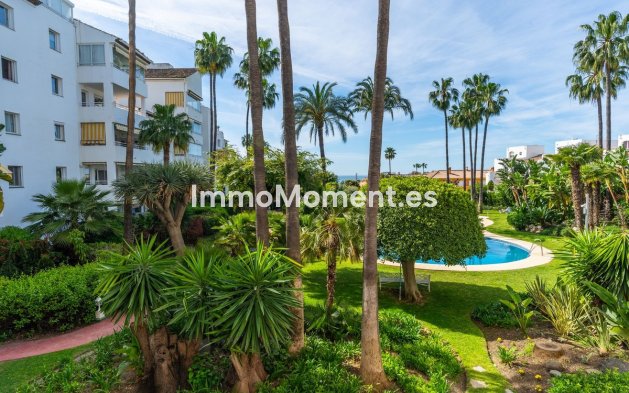 Apartment - Resale - Estepona - Atalaya