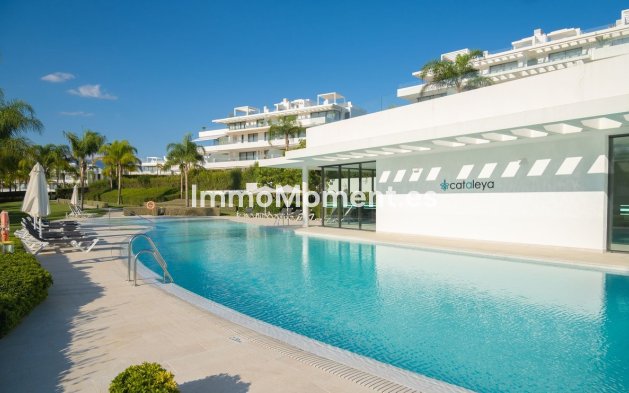 Apartment - Resale - Estepona - Atalaya