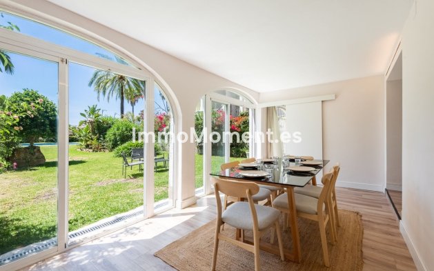Apartment - Resale - Estepona - Atalaya