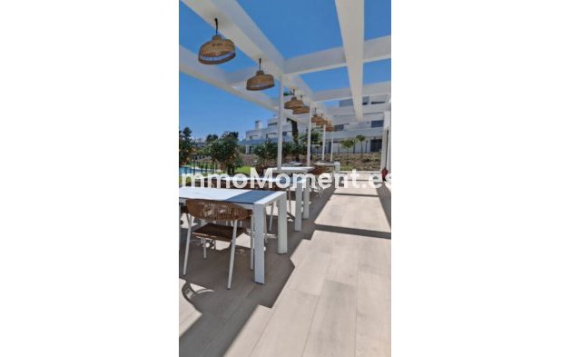 Apartment - Resale - Estepona - Cancelada