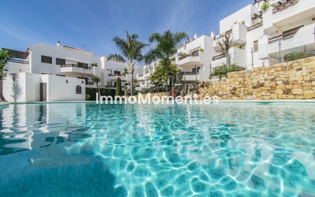 Apartment - Resale - Estepona - Costalita