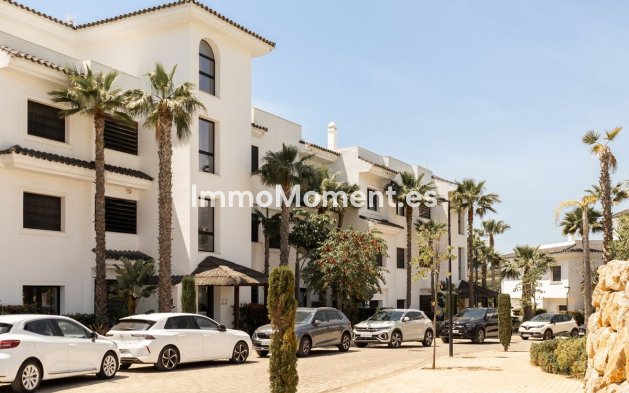 Apartment - Resale - Estepona - Estepona Centro