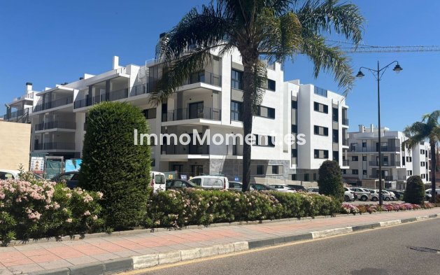 Apartment - Resale - Estepona - Estepona Centro