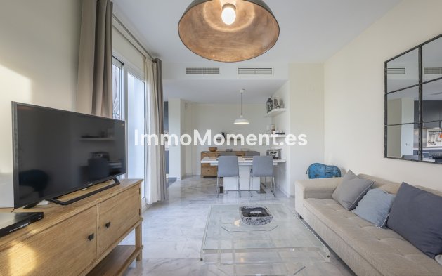 Apartment - Resale - Estepona - Estepona Centro