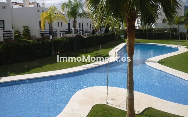 Apartment - Resale - Estepona - Estepona Centro