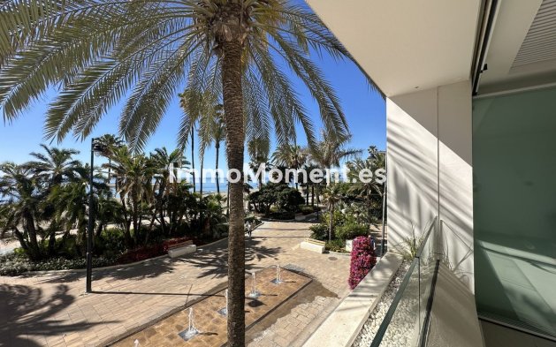 Apartment - Resale - Estepona - Estepona Centro