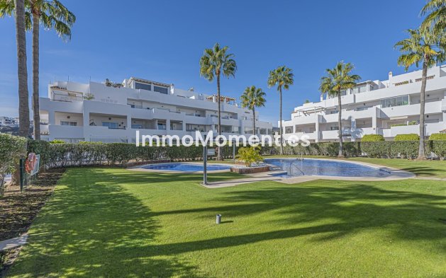 Apartment - Resale - Estepona - RSO-11835