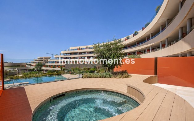 Apartment - Resale - Fuengirola - Higueron