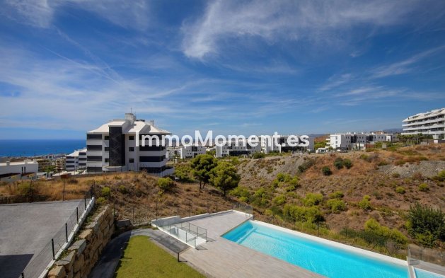 Apartment - Resale - Fuengirola - RSO-83673