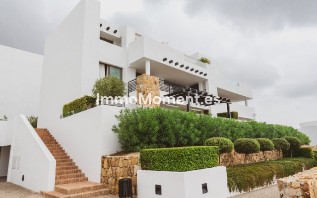 Apartment - Resale - Málaga - Benahavís