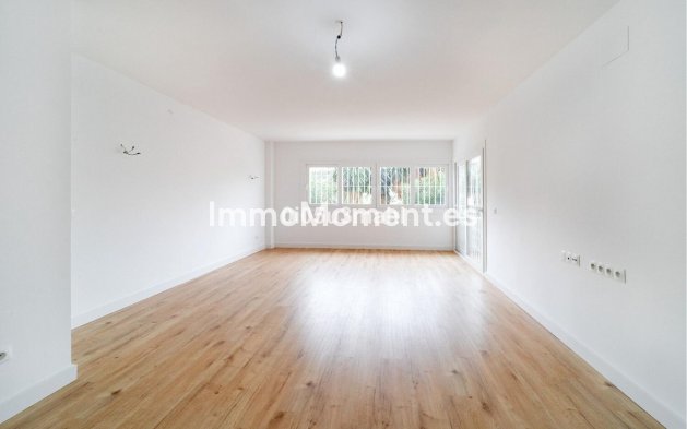 Apartment - Resale - Málaga - El Palo
