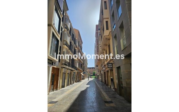 Apartment - Resale - Málaga - Málaga Centro