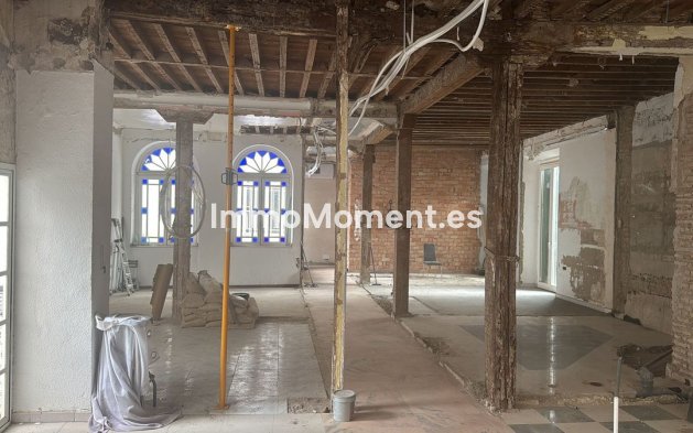 Apartment - Resale - Málaga - Málaga Centro