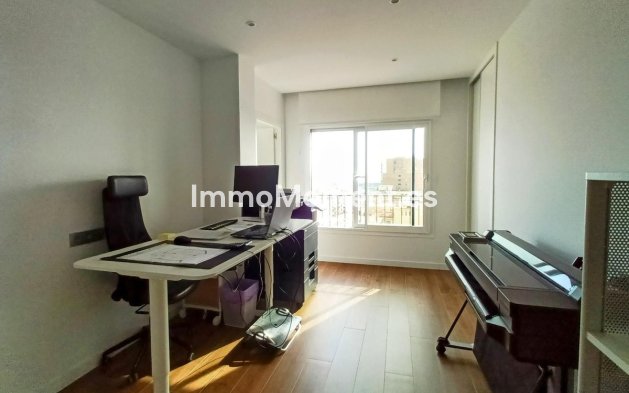 Apartment - Resale - Málaga - Málaga Centro
