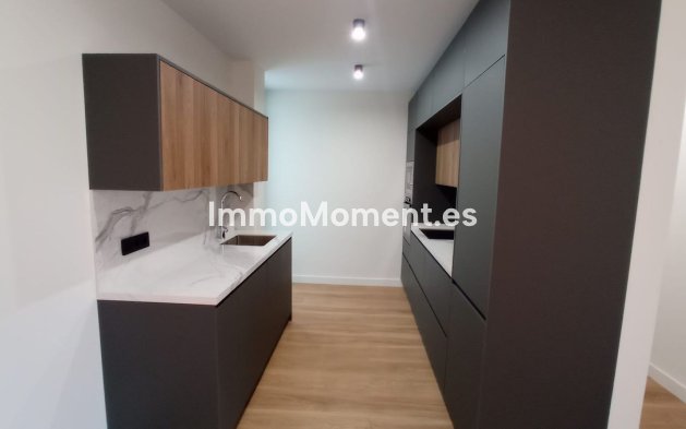 Apartment - Resale - Málaga - Málaga Centro