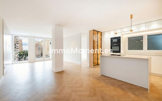 Apartment - Resale - Málaga - Malagueta