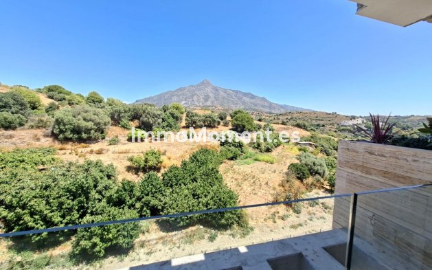 Apartment - Resale - Marbella - Aloha