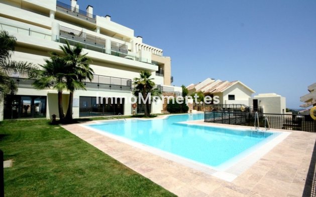 Apartment - Resale - Marbella - Altos de los Monteros