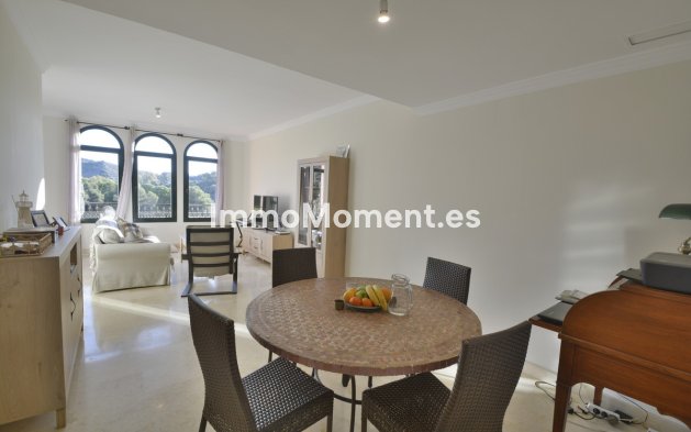 Apartment - Resale - Marbella - Elviria