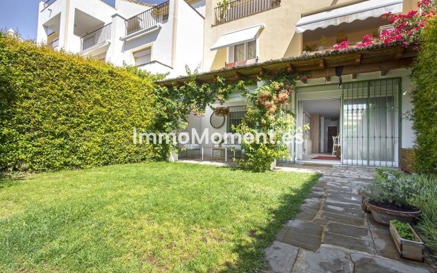Apartment - Resale - Marbella - Guadalmina Alta