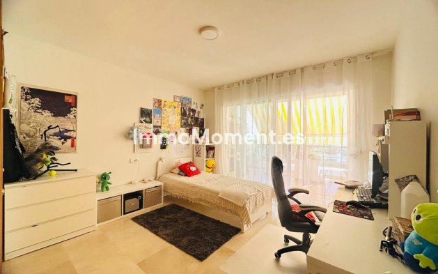 Apartment - Resale - Marbella - Guadalmina Alta