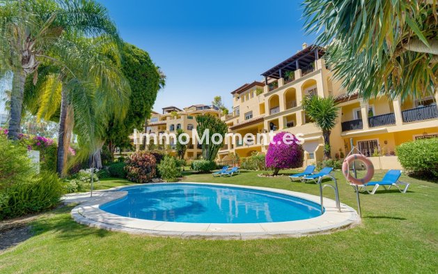 Apartment - Resale - Marbella - Guadalmina Alta