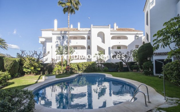 Apartment - Resale - Marbella - Guadalmina Baja