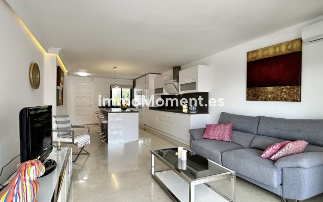 Apartment - Resale - Marbella - Nueva Andalucía
