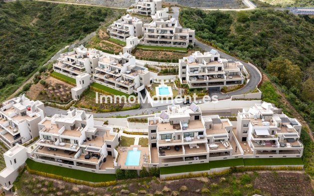 Apartment - Resale - Marbella - Nueva Andalucía