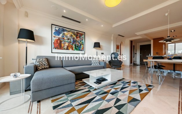 Apartment - Resale - Marbella - Nueva Andalucía