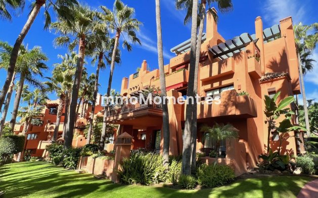 Apartment - Resale - Marbella - Nueva Andalucía