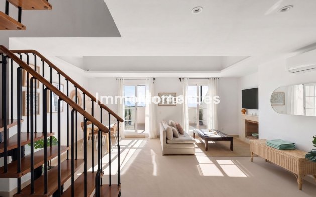 Apartment - Resale - Marbella - Nueva Andalucía