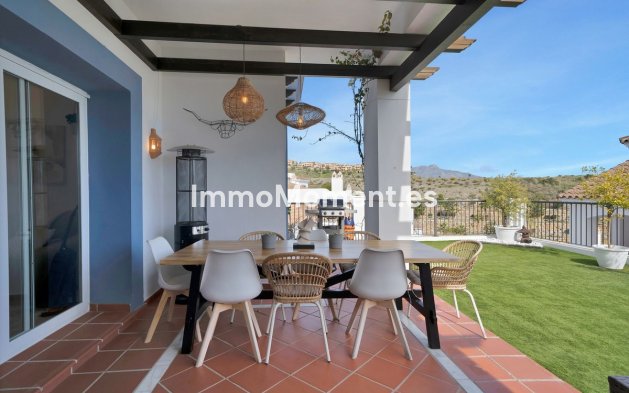 Apartment - Resale - New Golden Mile - New Golden Mile