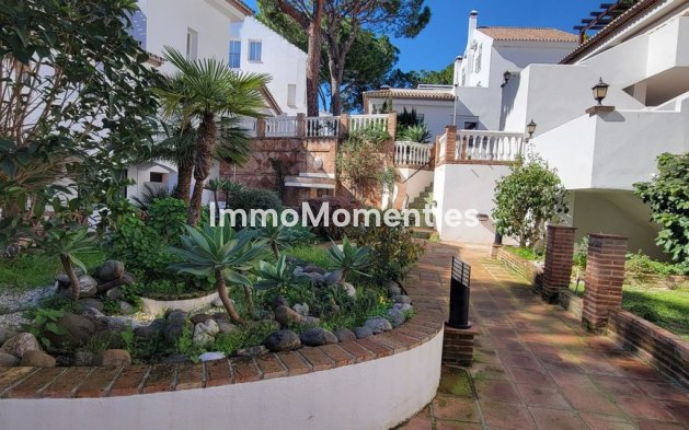 Apartment - Resale - Puerto Banús - Puerto Banús