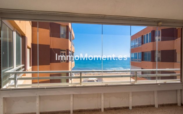 Apartment - Resale - Torrevieja - Torrevieja Centro