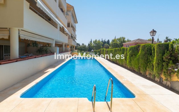 Apartment - Revente - Marbella - Elviria