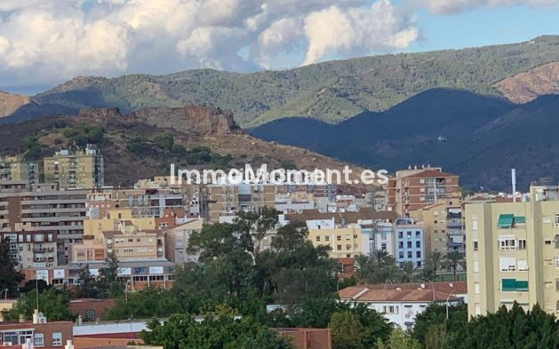 Apartment - Wiederverkauf - Málaga - Portada Alta
