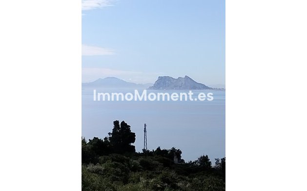 Apartment - Wiederverkauf - Manilva - Manilva Centro