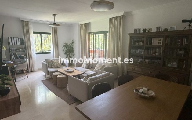 Apartment - Wiederverkauf - Marbella - Elviria