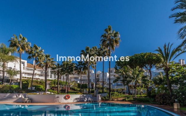 Apartment - Wiederverkauf - Marbella - Elviria