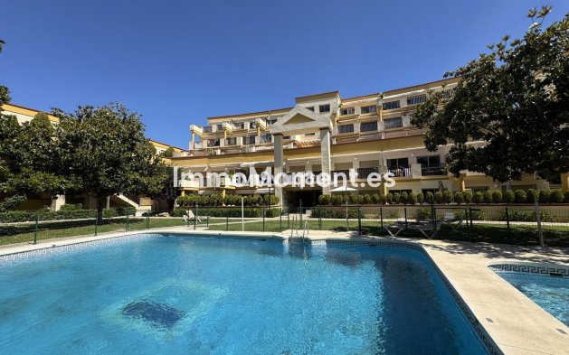 Apartment - Wiederverkauf - Marbella - Elviria