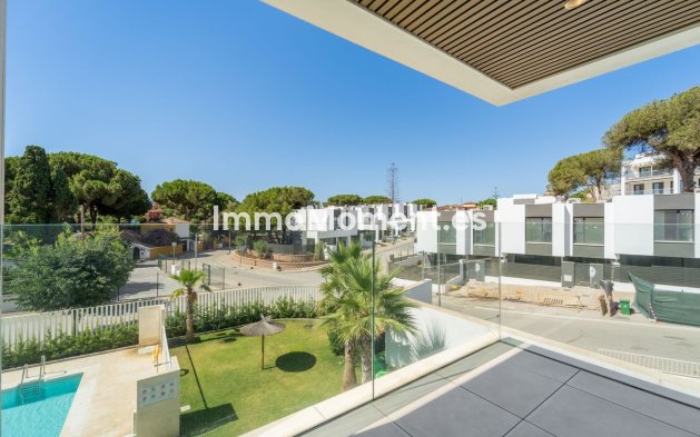 Apartment - Wiederverkauf - Marbella - Elviria