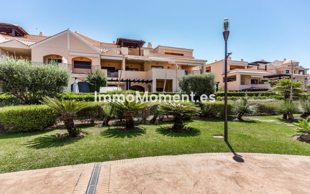 Apartment - Wiederverkauf - Marbella - Puerto Banús