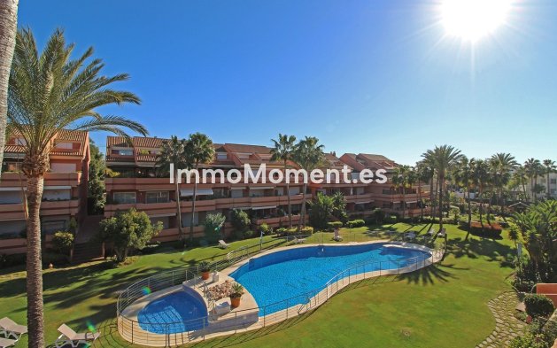 Apartment - Wiederverkauf - Marbella - Puerto Banús