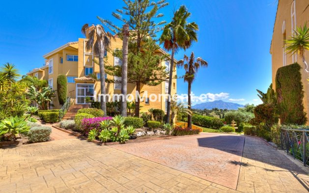 Appartement - Bestaande woning - Estepona  - Bel Air